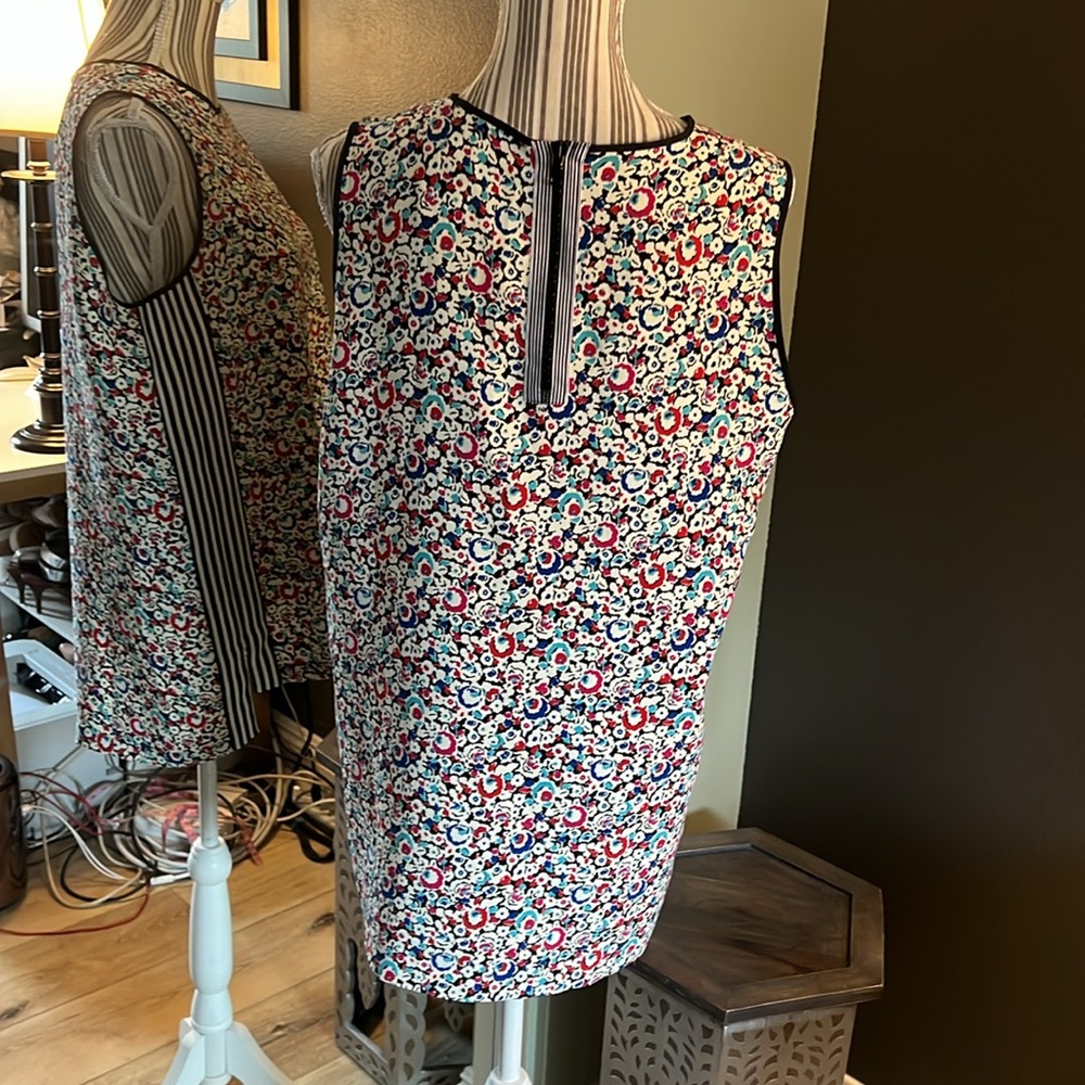 SportMax, by MaxMara, floral and Striped Sleeveless Top, size 12 - Picture 5 of 11